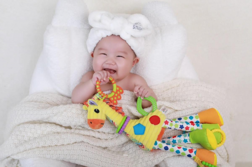 日喀则宝宝为什么会吐奶